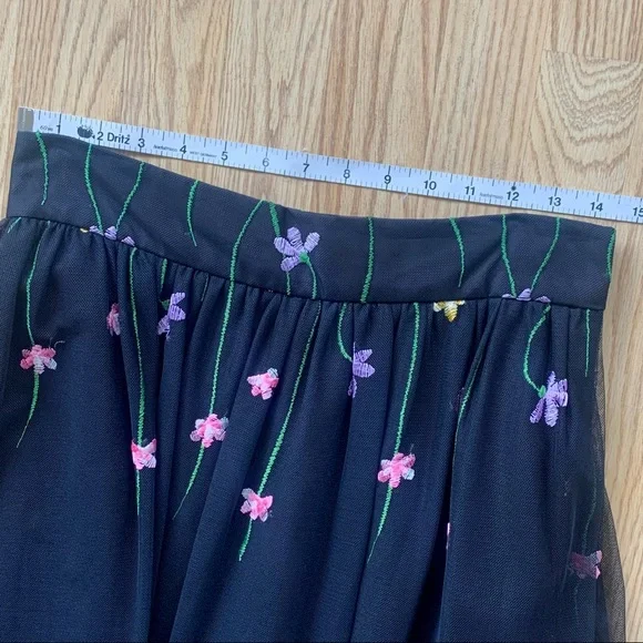 Black Tulle Maxi Skirt with embroidered floral border Vintage 90s balletcore - Picture 3 of 8